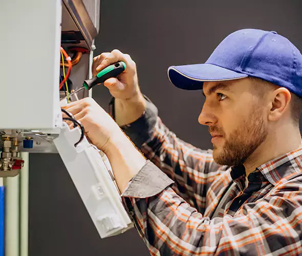 Expert Plumber for Tankless Water Heater Maintenance in Reynoldsburg, OH: Schedule Professional Maintenance Services with Us